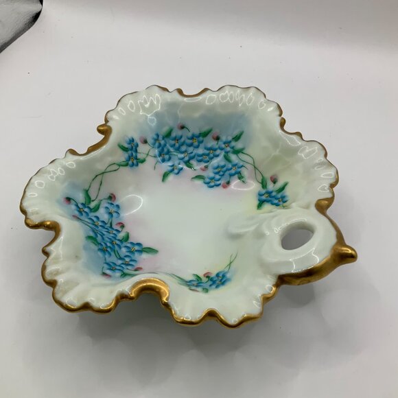 Rocaille Ceramic Floral Vintage Gold Trim Scalloped Edge Candy Trinket Dish - Picture 4 of 6